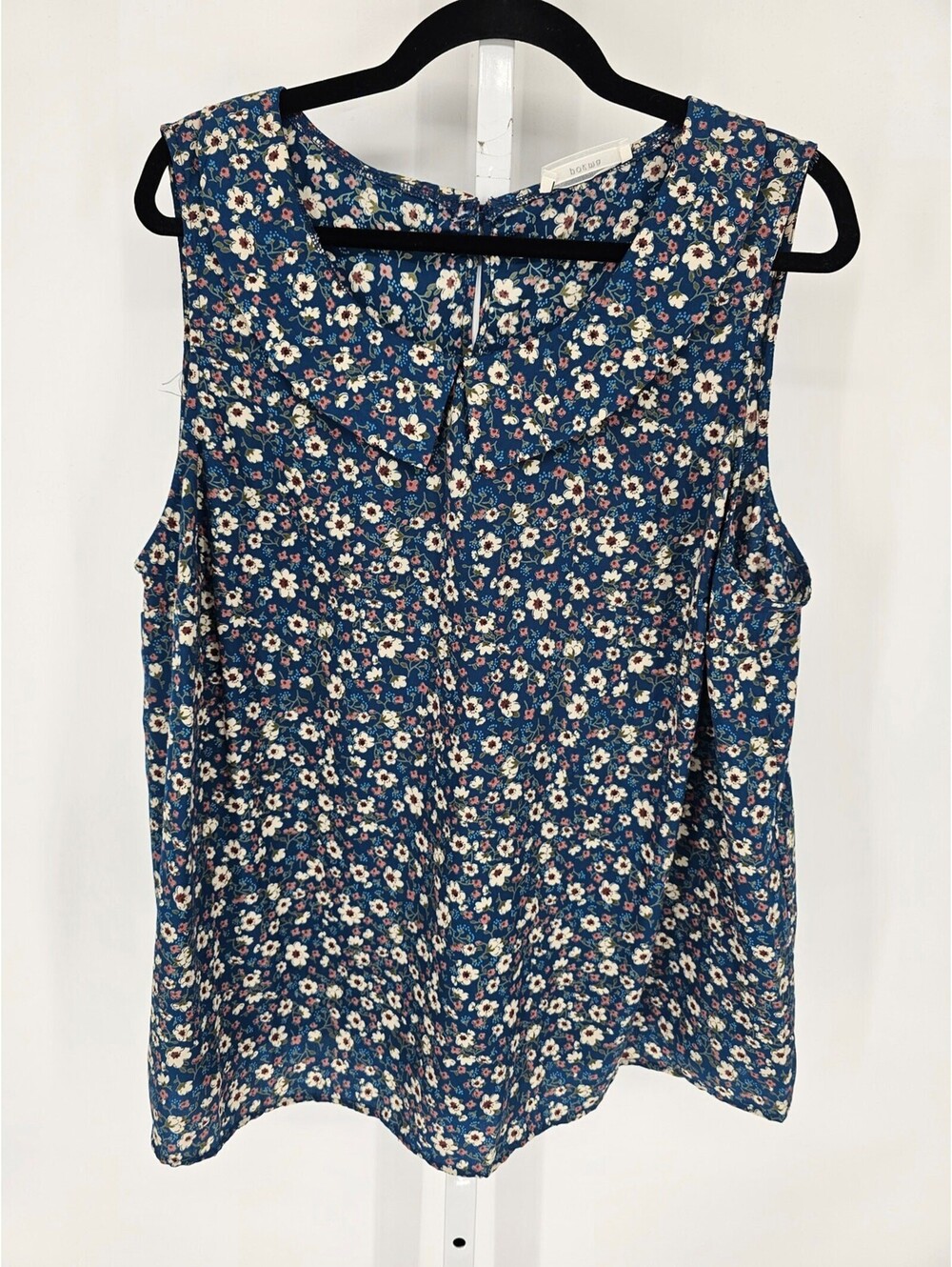 Poema Womens Sz 2X Sleeveless Blouse Dark Blue Floral Print Ruffled Neck
